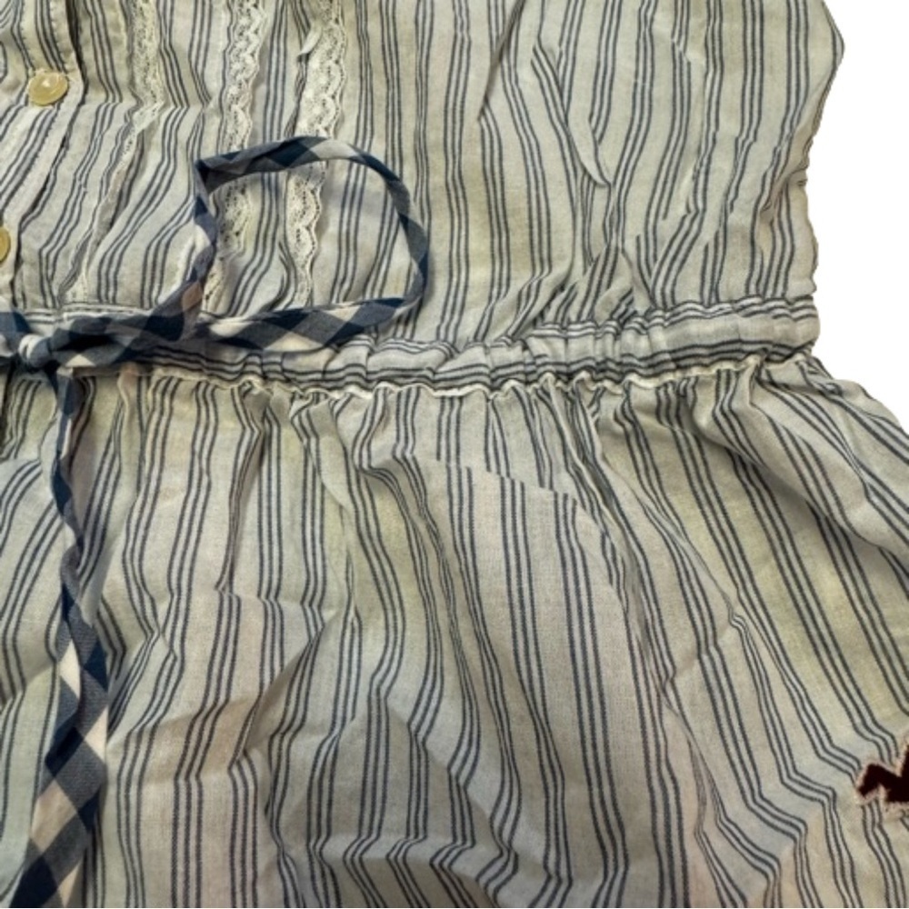 Hollister Blue and White Striped Camisole Tank Top Size M Adjustable Straps Tie - Picture 10 of 17